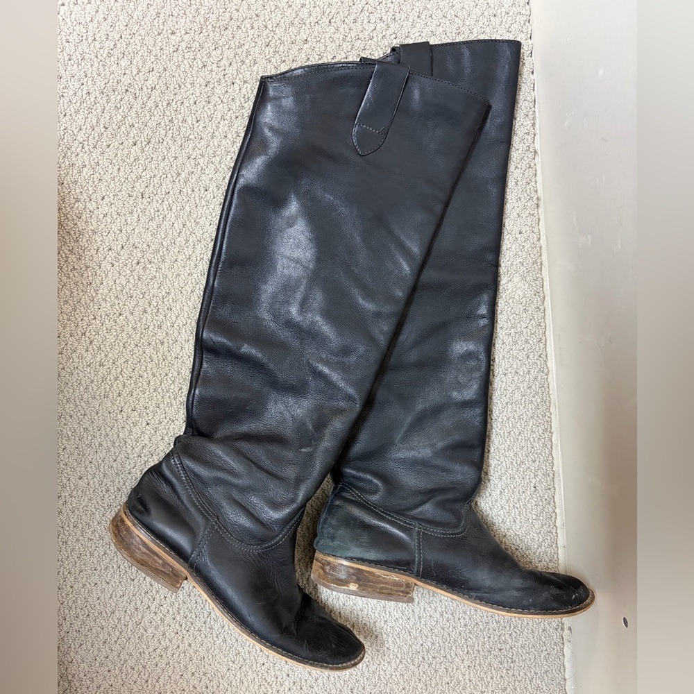 2/$30⚡️- BOOTS | Women’s knee high leather boots size 8
